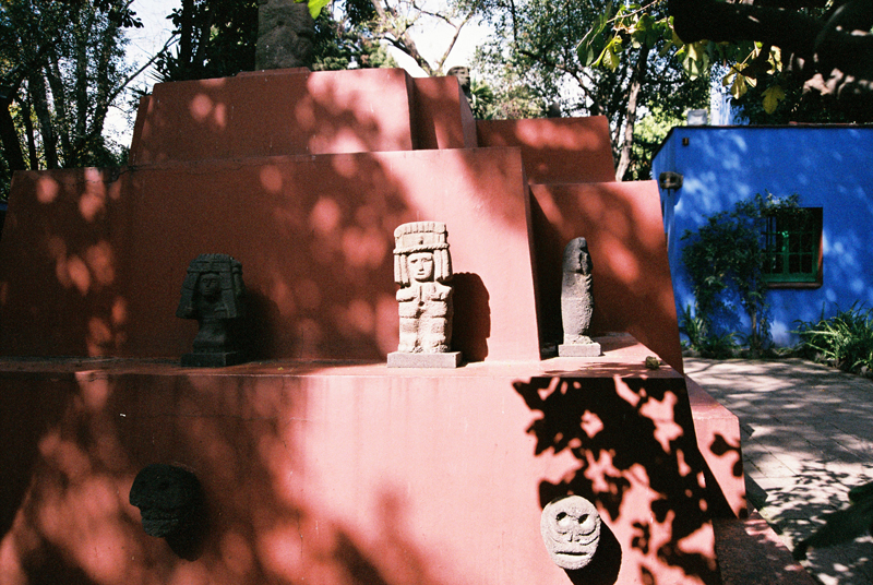 Pre-Hispanic statues around the Casa Azul.