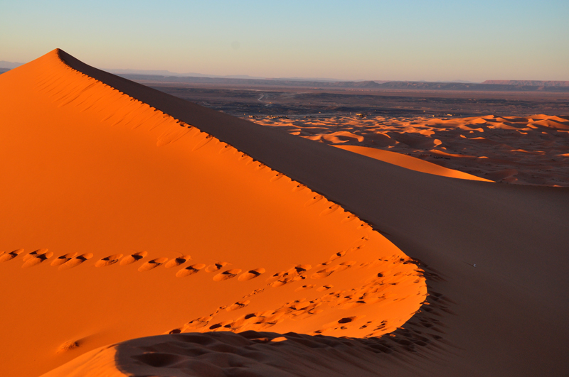 Sahel colours in the spiralling Dunes at sunset.