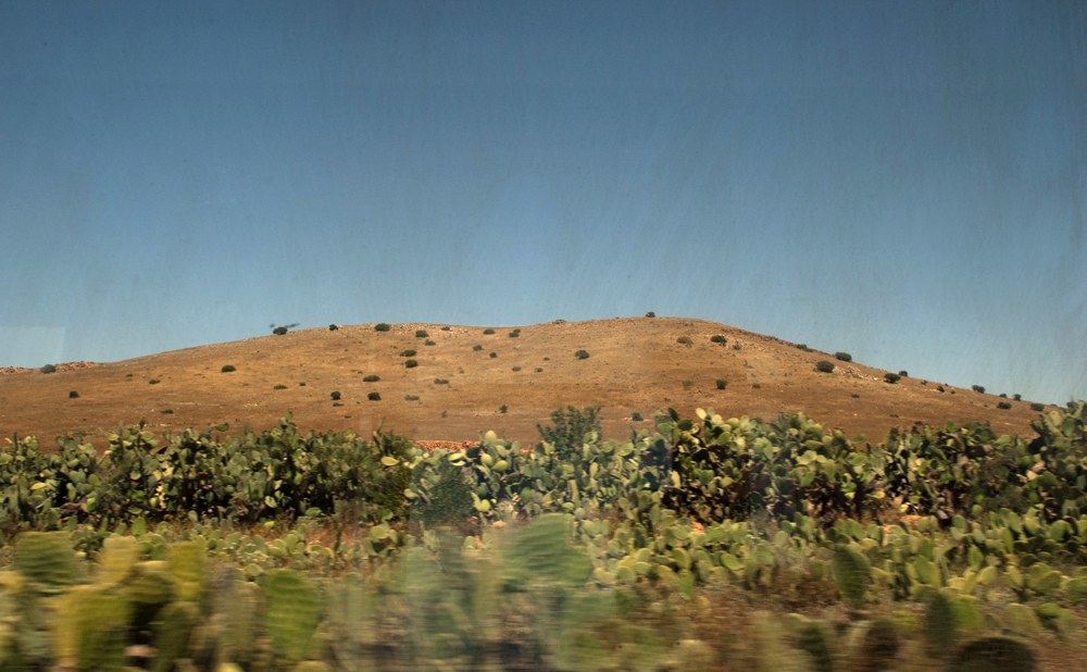 On the road in Morocco. Photo Sophie Pinchetti